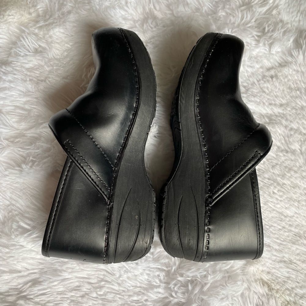 Dansko XP 2.0 Clog Nurse Shoes Black Womens Size 35‎